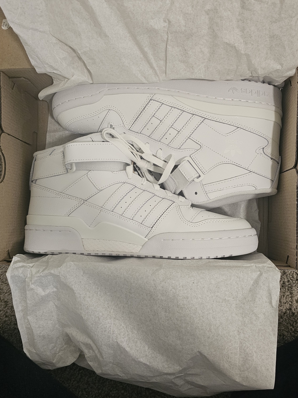 Adidas Men’s NWT 10 1/2 White Forum Mid Sneakers
